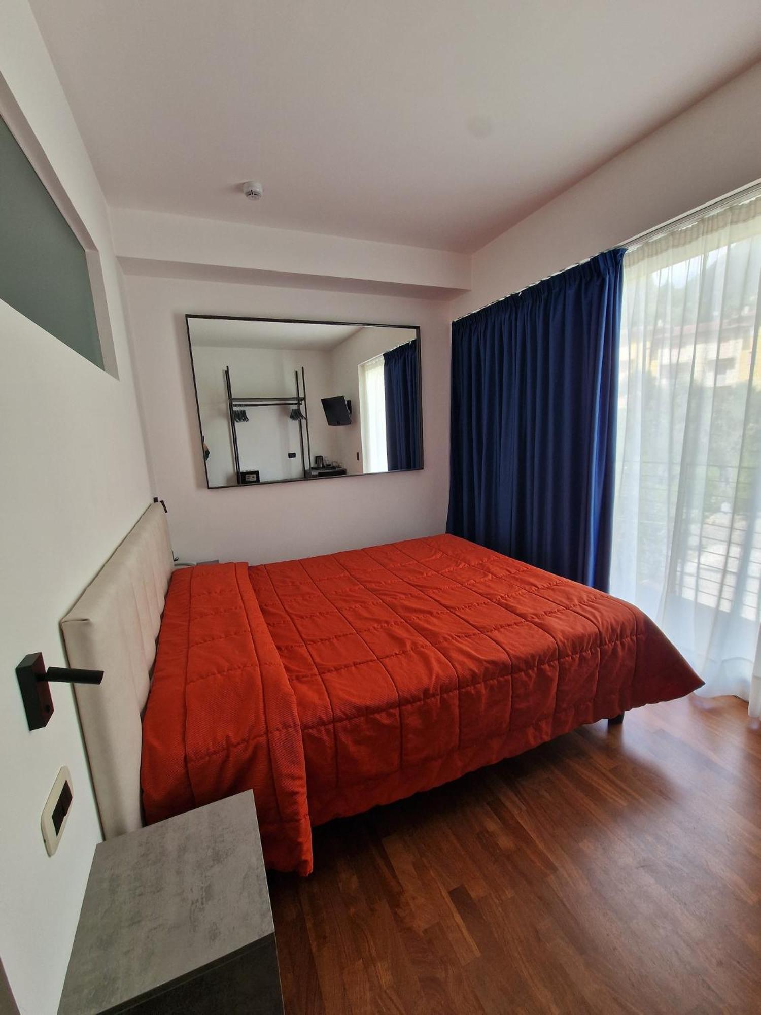 Double Room,1580454875:JPEG